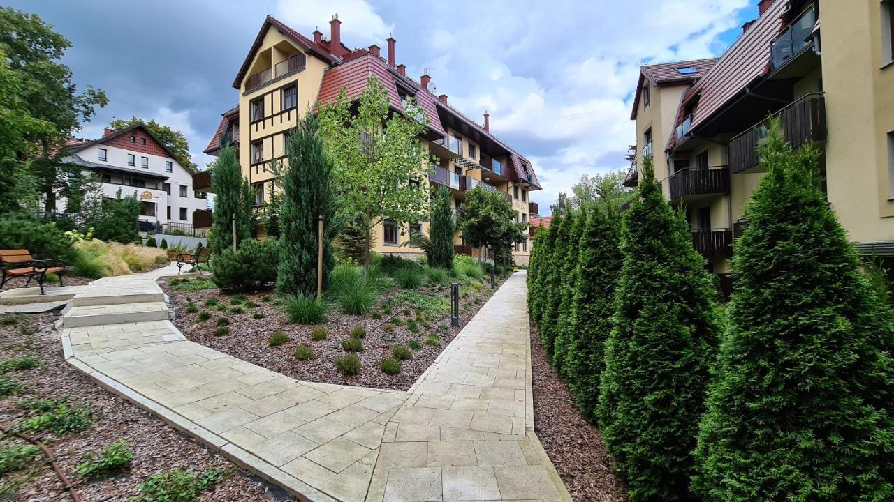 פולניסה-ז'דוז' Lux Apartment Park מראה חיצוני תמונה